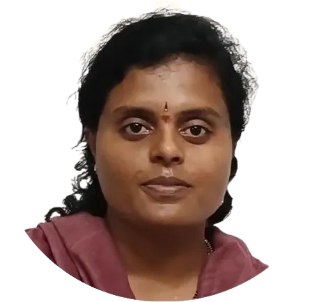 Portrait of Shwetha sharing their experience with Aakar Social Ventures